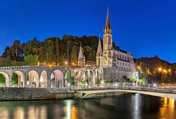 Tres Beau 3 Pieces Jusqu'a 6 Voyageurs - El Paradisio Apartment Lourdes